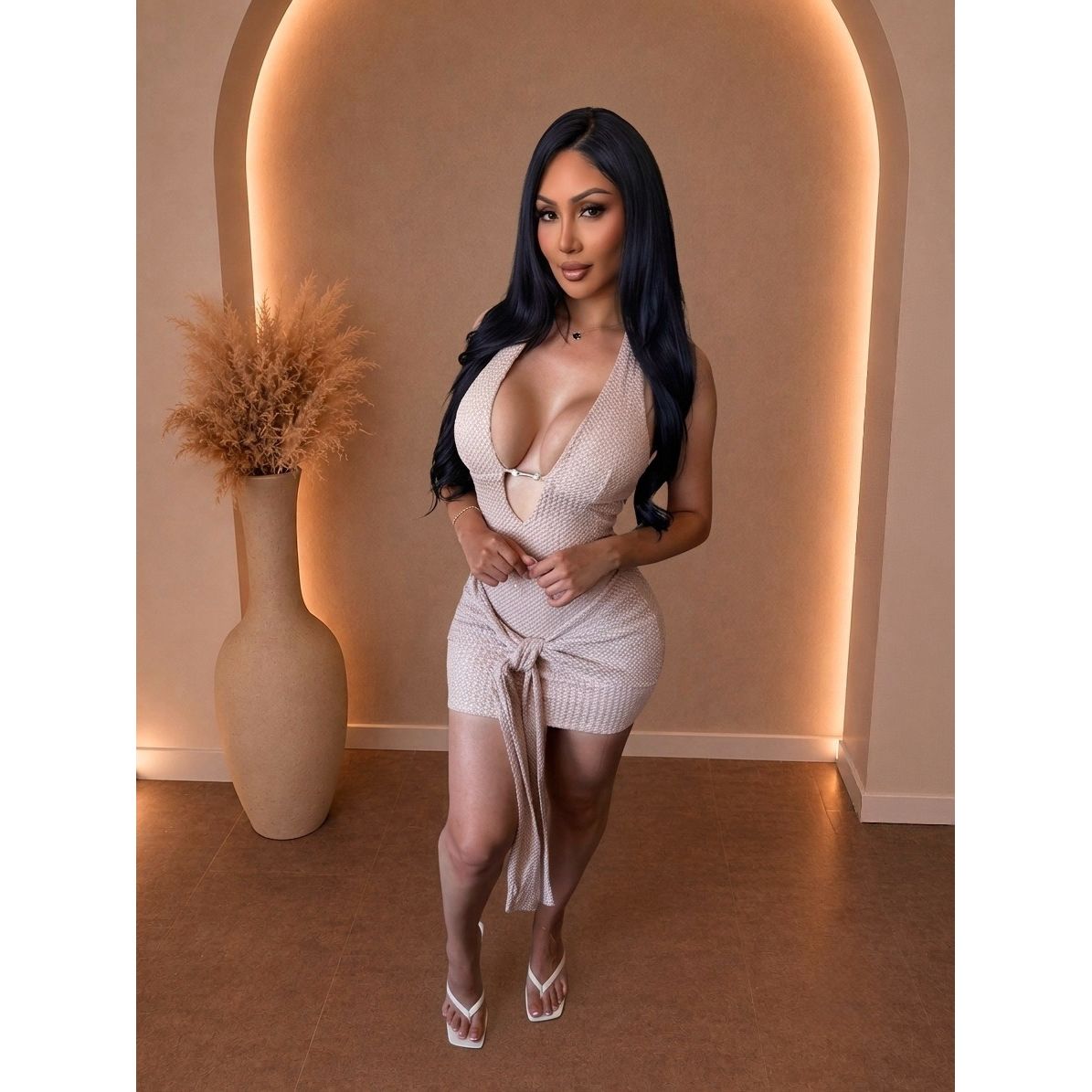 Perla Halter Mini Dress W Tie Front (Taupe)